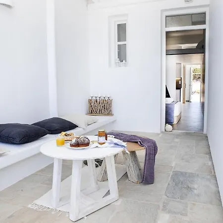 Bellevue - Boutique In Naousa (Paros)