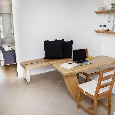 Bellevue - Boutique In Naousa (Paros)
