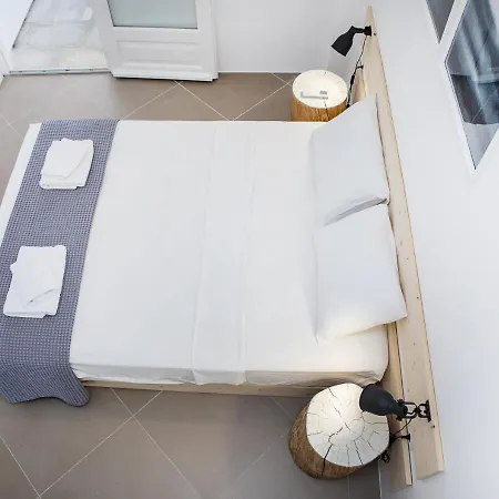 Bellevue - Boutique In Naousa (Paros)